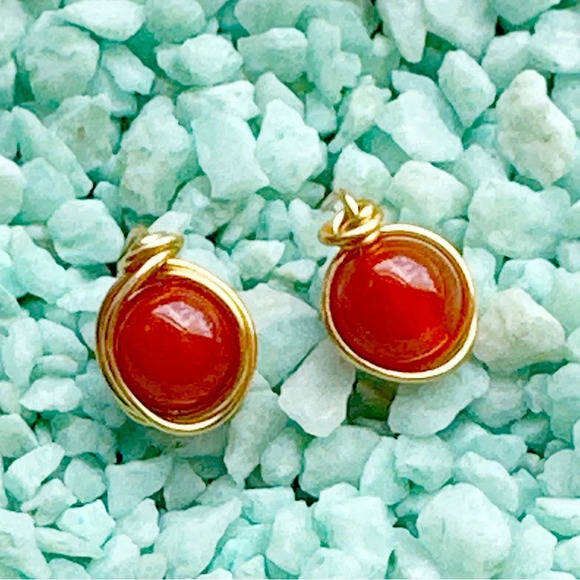 Carnelian and gold statement earrings/fire carnelian stud earrings - Picture 2 of 5